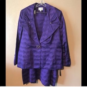 Exclusive Designer,Lilly&Taylor purple skirt suit